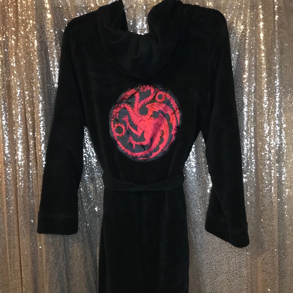 Game of Thrones Targaryen fleece robe size s/m